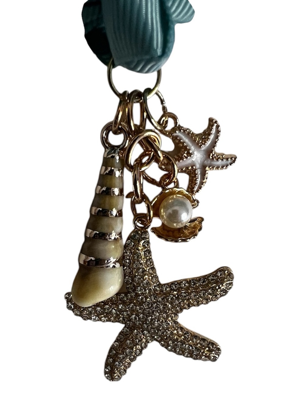 ๐ Ducky Charmz โMiss Salty Kissesโ Bow Bag Charm | Coastal Beach Collection - Picture 3 of 3